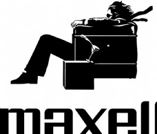 maxell 坐在椅子上的男人