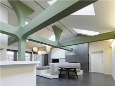 现代时尚客厅薄荷绿柱子室内装修效果图
